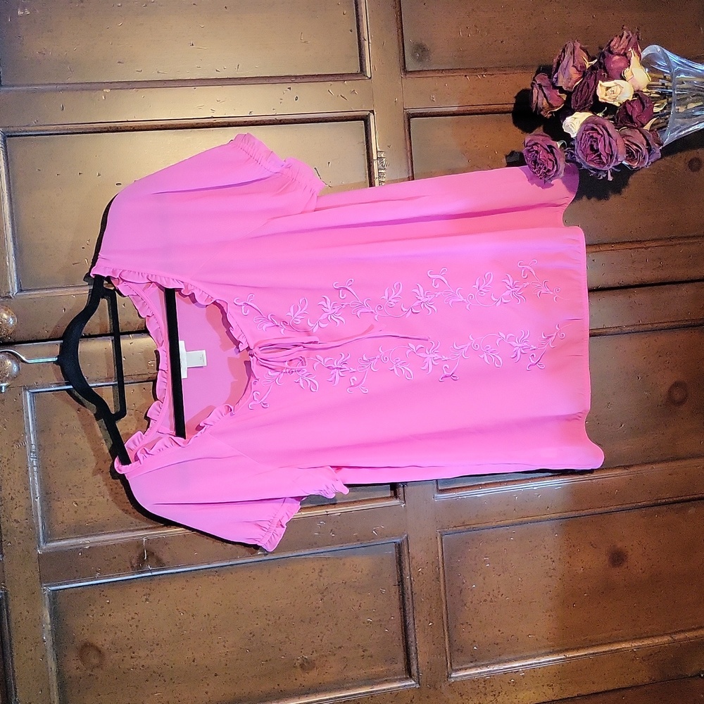 100% polester sheer summer blouse.